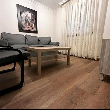 Castineiras Street Apartment *